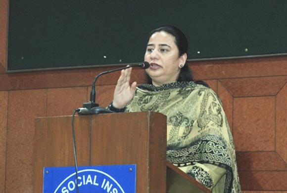 Dr Shabistan Gaffar