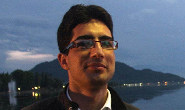 Shah Faesal IAS Resigns