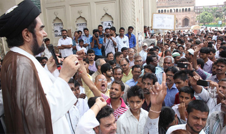 Muslims seeks arm license