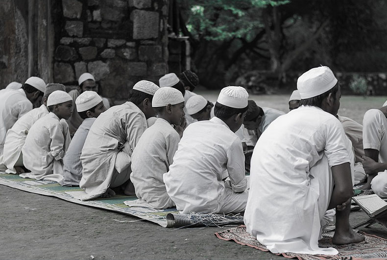 Hindutva Politics and Muslims