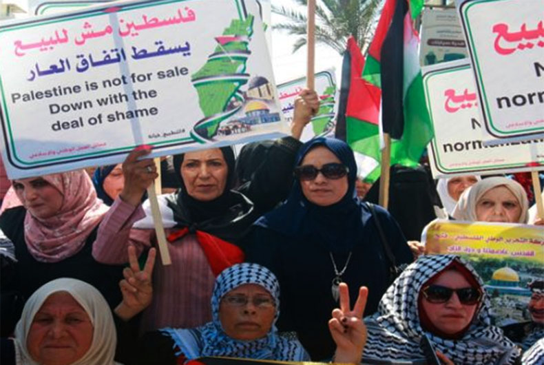Suha Arafat apologizes to UAE