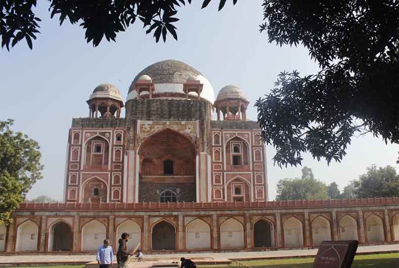 Rahim's Tomb Nizamuddin