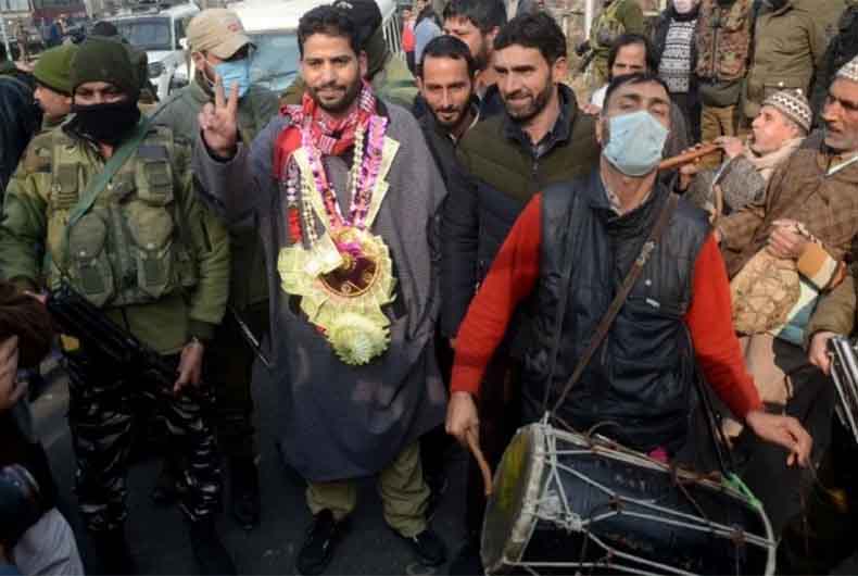 Kashmir DDC Polls