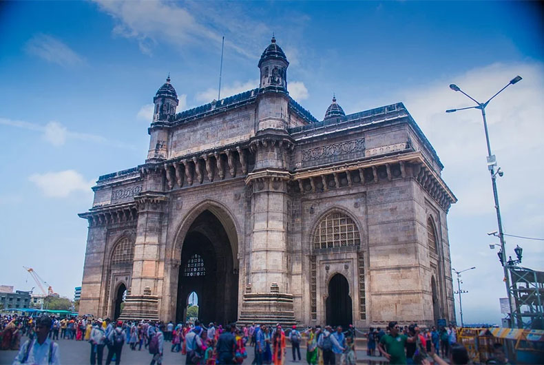 Five Day Week Maharashtra