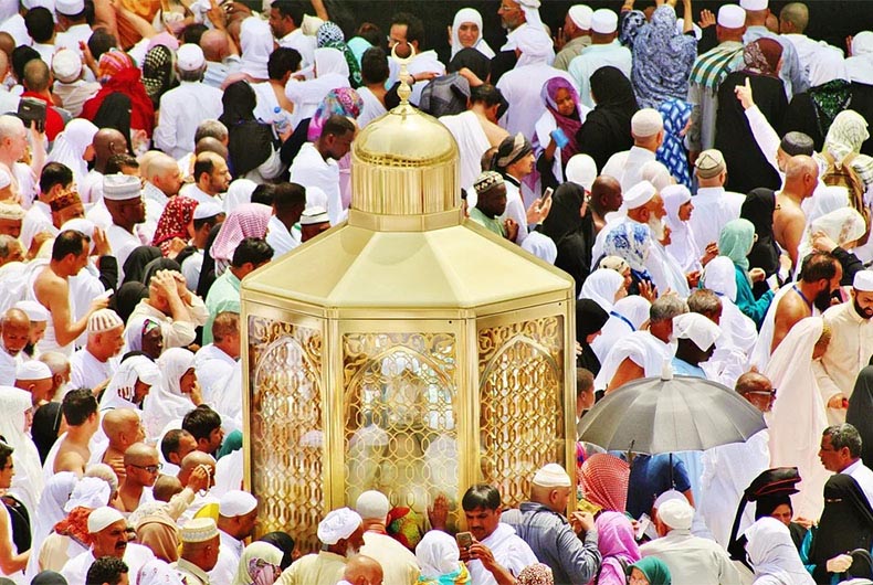 Saudi Travel Ban on Umrah Pilgrimd