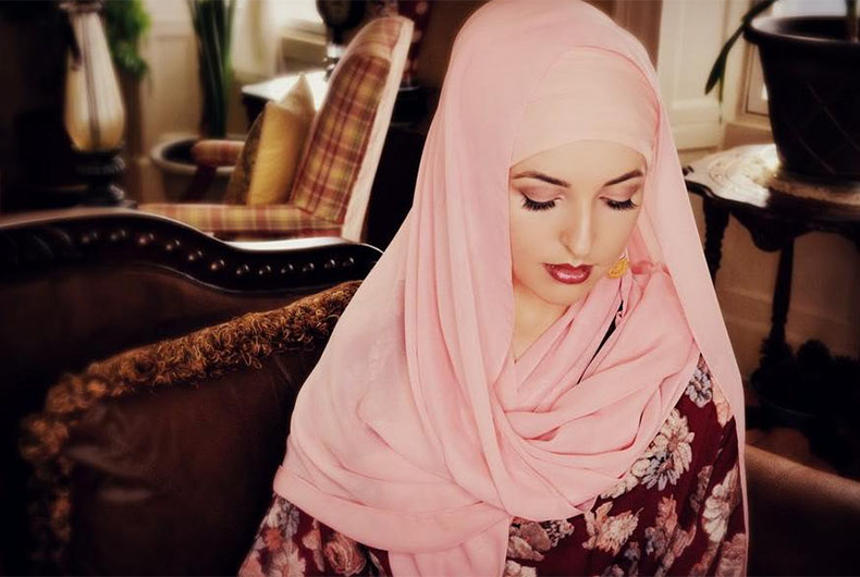Jennifer Grout Reciting Quran