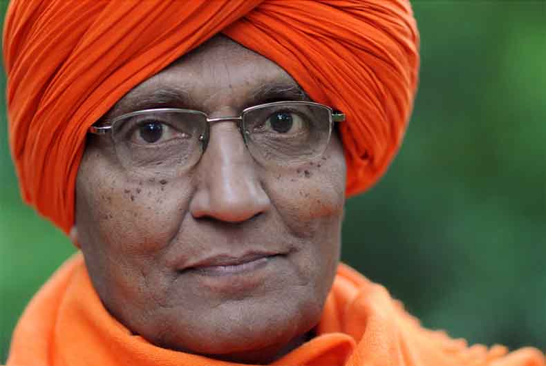About Swami Agnivesh