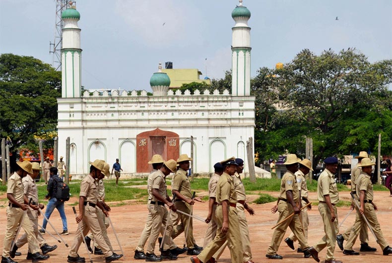 Hubballi Eidgah purified with 'cow urine' before installation of Ganesh idol