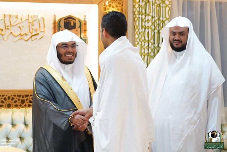 Meet Sheikh Yasir Ad Dawsary – Youngest Imam and Khateeb of Masjid Al Haram, Makkah