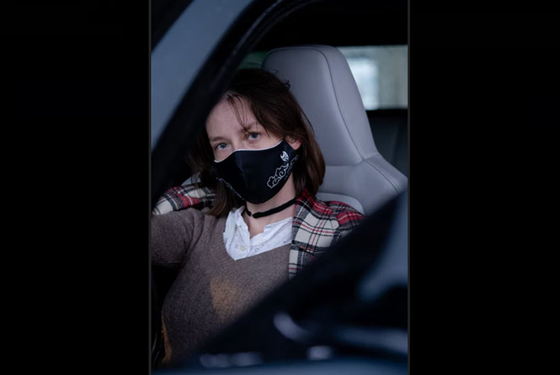 Wearing Mask in car