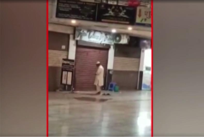 Namaz in Meerut Mall
