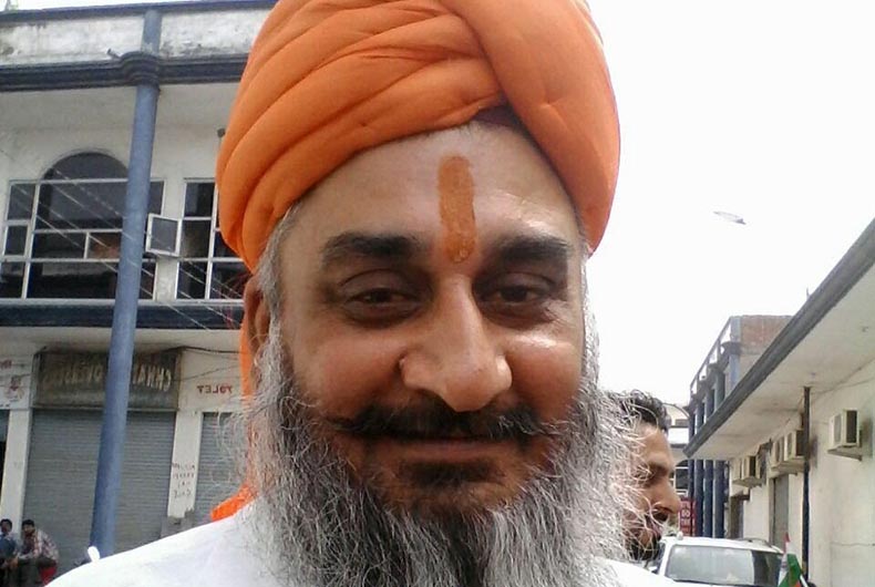Shiv Sena (Taksali) Chief Sudhir Suri shot dead in Amritsar
