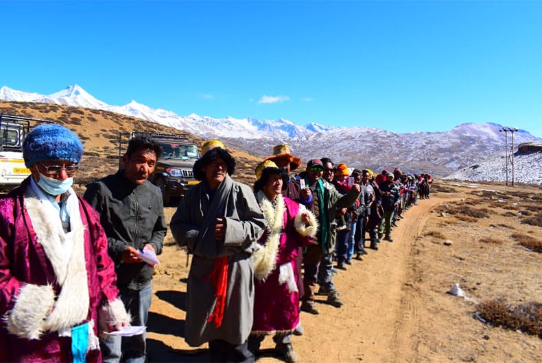At minus 10 degree C, world's highest polling station in Himachal sees 100% turnout