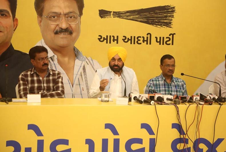 IB predicts good tidings for AAP in Gujarat, but Kejriwal wants more