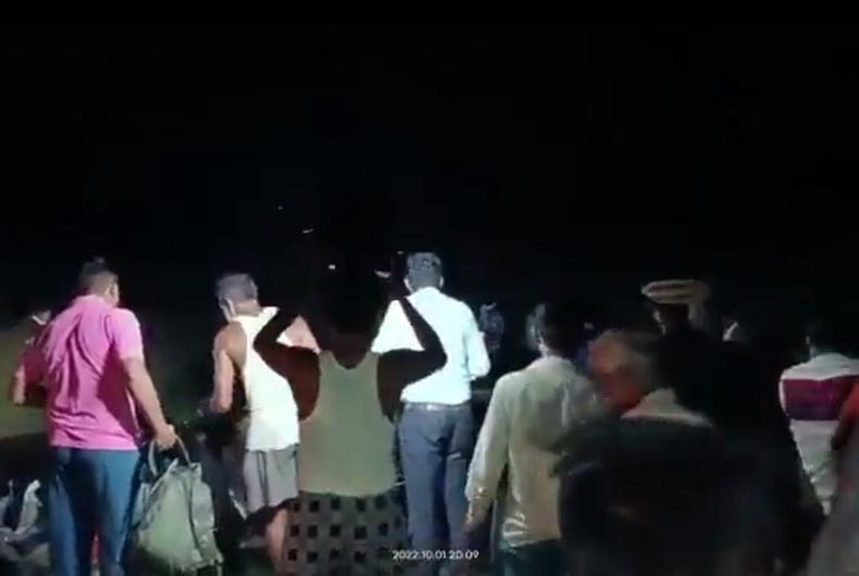 UP: 31 killed as tractor-trolley falls in pond near Kanpur