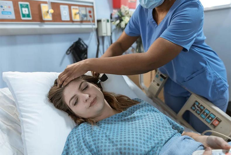 Dubai: Keralite Nurse Turns Saviour for Hundreds of Stranded People