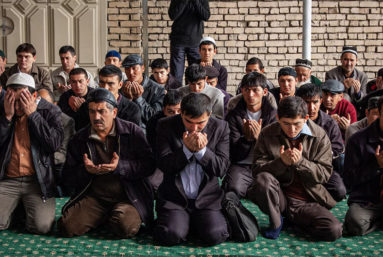 Obligatory Friday prayer is optional on Eid: Saudi Ministry