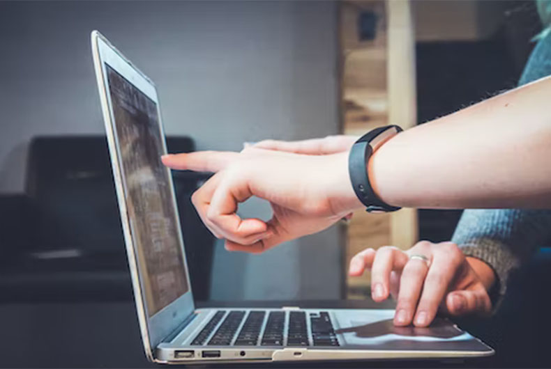 Muslim Girl from Ayodhya Secures 2nd Rank in UP 10th Board 2023 Exam