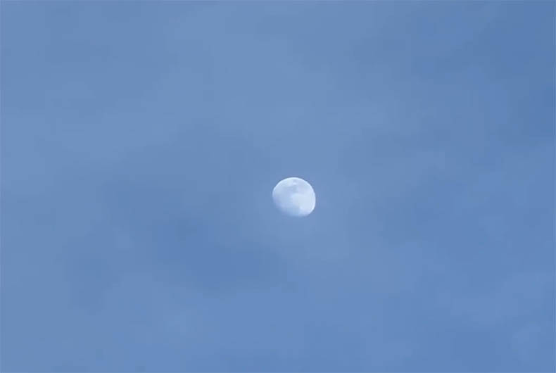 Watch Video: US tracks Chinese spy balloon sailing across the sky