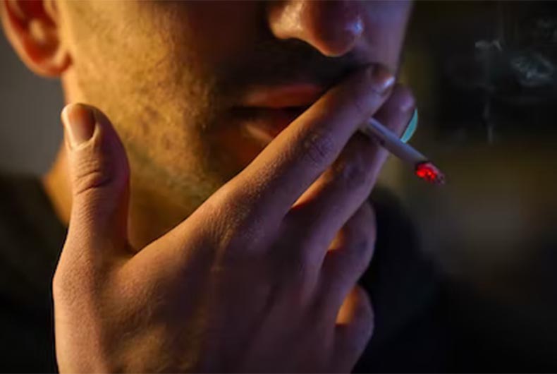 'SmokeMon': This smart necklace tracks every puff you smoke