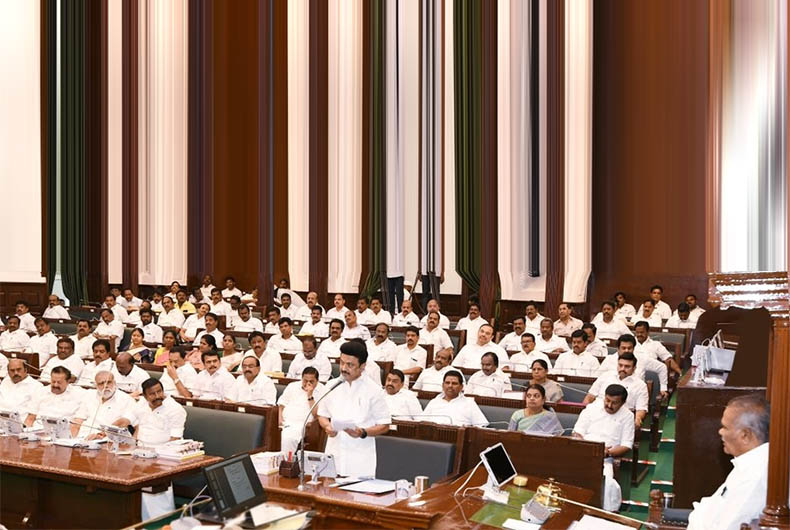 Tamil Language now mandatory in all state govt recruitment exams