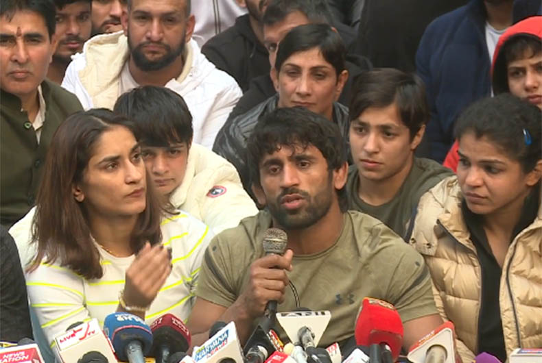 Women wrestlers threaten to file FIR against WFI Chief Brij Bhushan