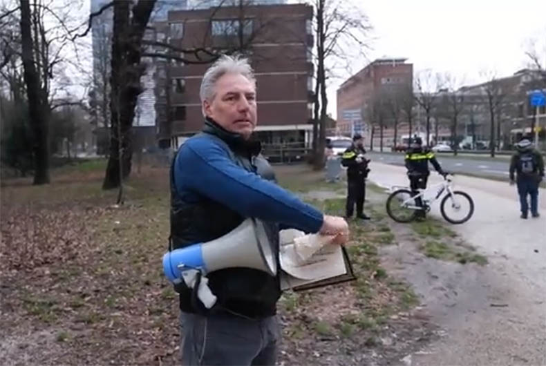 Now in Hague, far-right Dutch politician desecrates Holy Quran