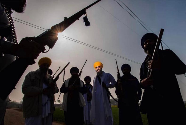 Punjab: Suspense over arrest of Amritpal Singh continues