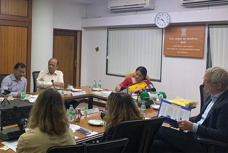 Outrage over Modi govt decision to shift Textile Commissioner Office from Mumbai