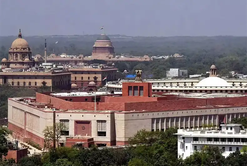 Parliament Holds Its Last Session in Old Iconic Building