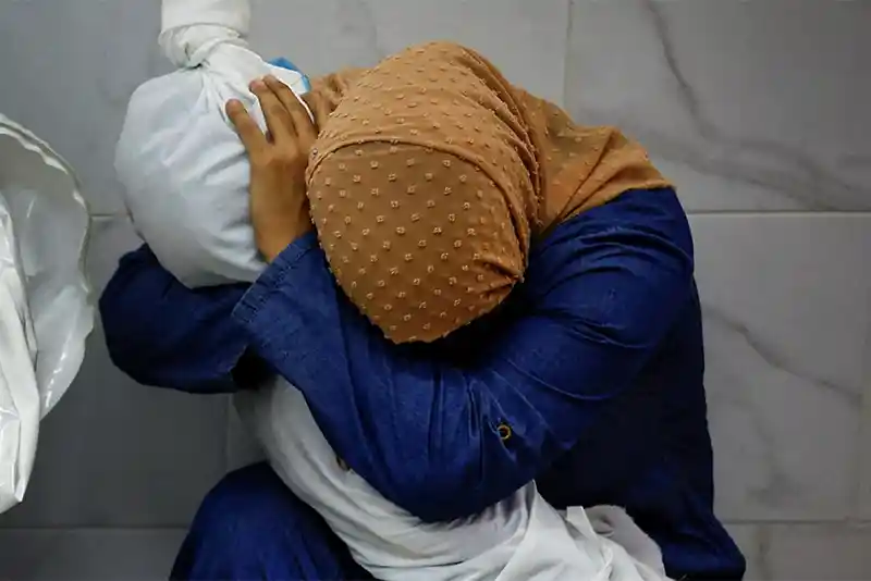 Image of grief-stricken Palestinian woman wins 2024 World Press Photo award