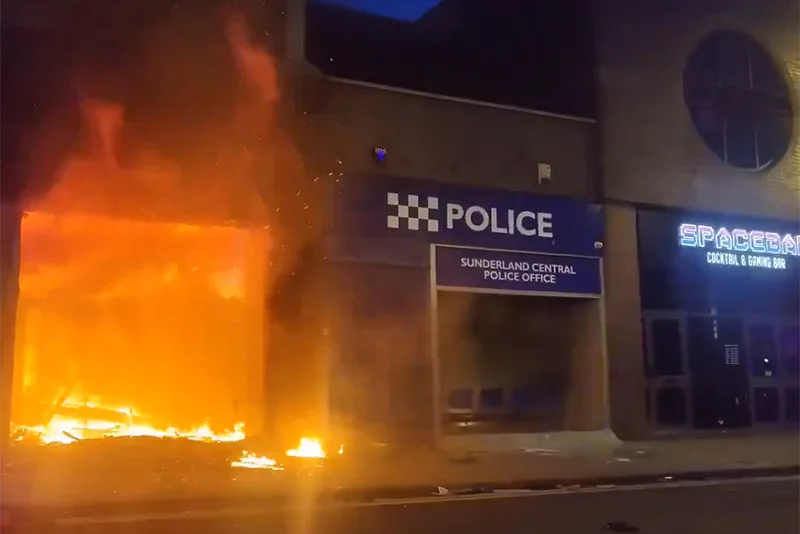 UK in chaos as riots erupt across multiple cities, towns