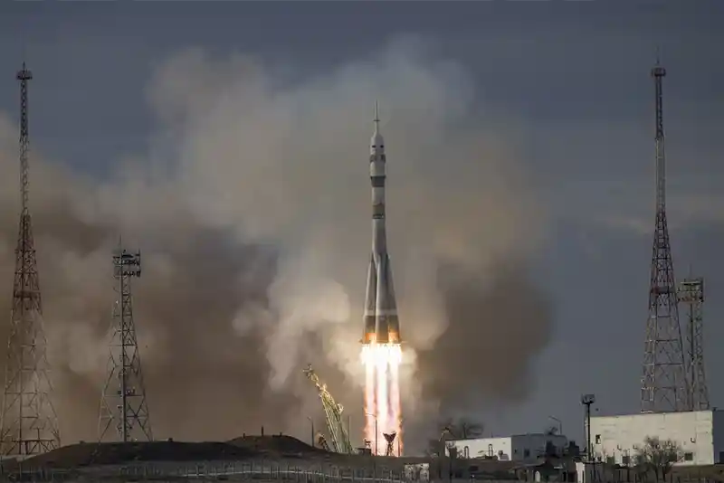 NASA astronaut Dyson on way to space station with two crewmates