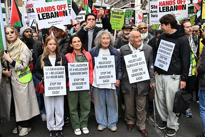 Holocaust survivors join Palestine solidarity rally in London