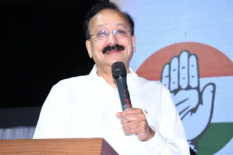 Ex-Maharashtra Minister Baba Siddiqui shot dead