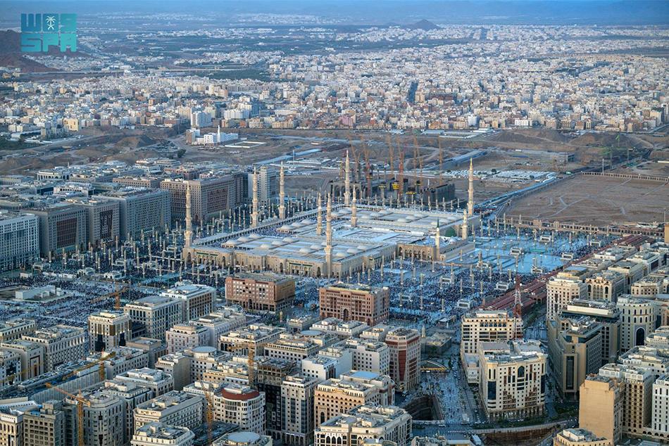 Inside The Prophet's Mosque Library