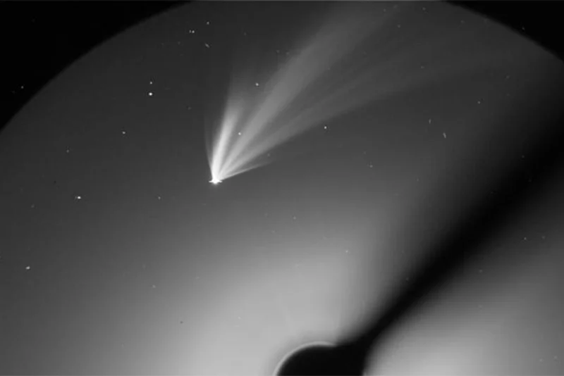 Pictures: Comet blazing now in sky will be seen after 160K years