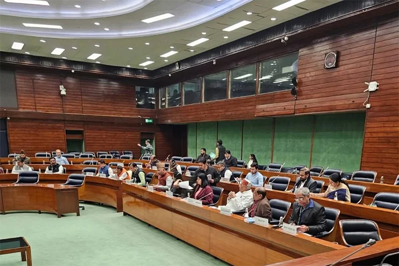 BJP dominated JPC clears own version of Waqf Act