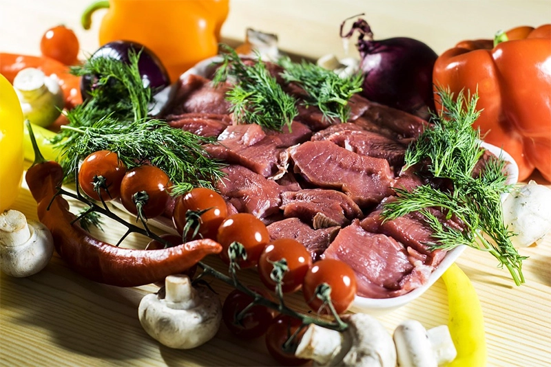 Maha Minister launches 'Malhar Certification' to challenge Halal food