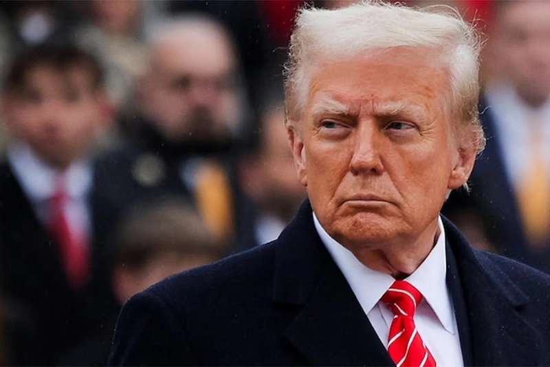 Apple, Samsung or … Phones made outside U.S. will be taxed: Trump