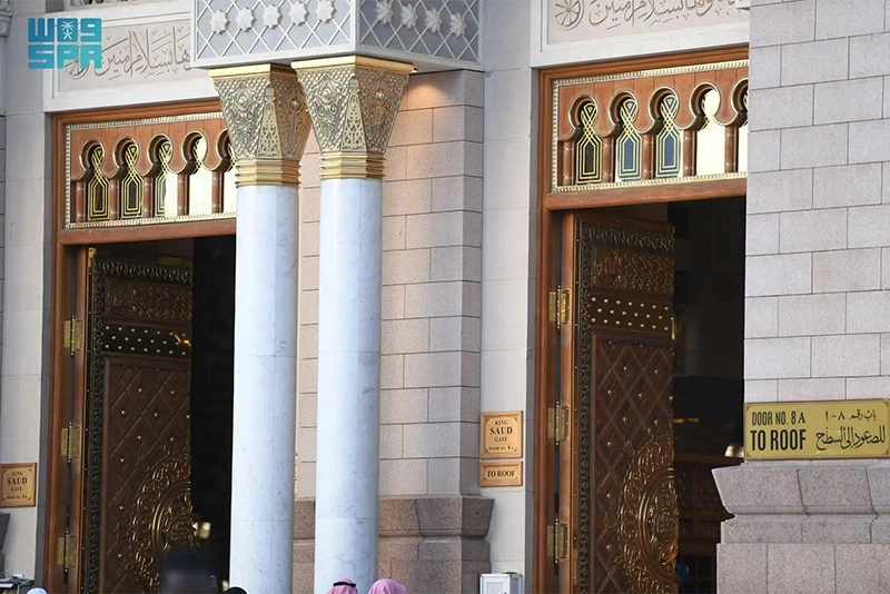 Masjid Nabawi Doors: Architectural Details and Significance