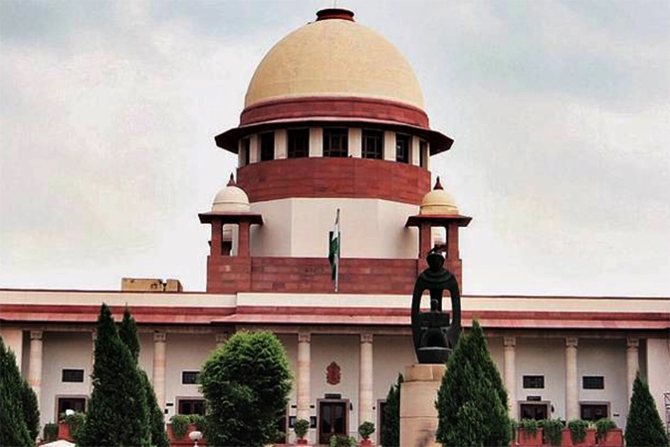 SC stays key provisions of Modi Govt's Waqf Act