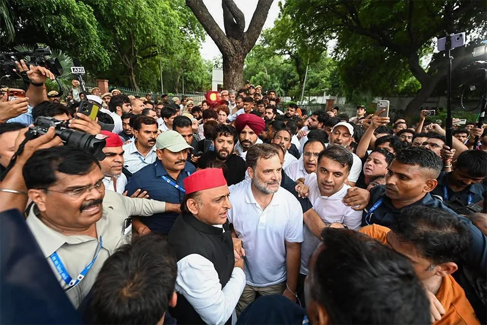 Why Rahul Gandhi needs to do more to defeat the RSS-BJP combine