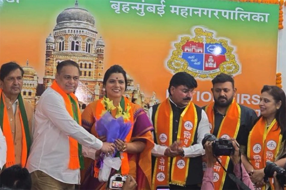 Ritu Tawde takes over as Mumbai Mayor