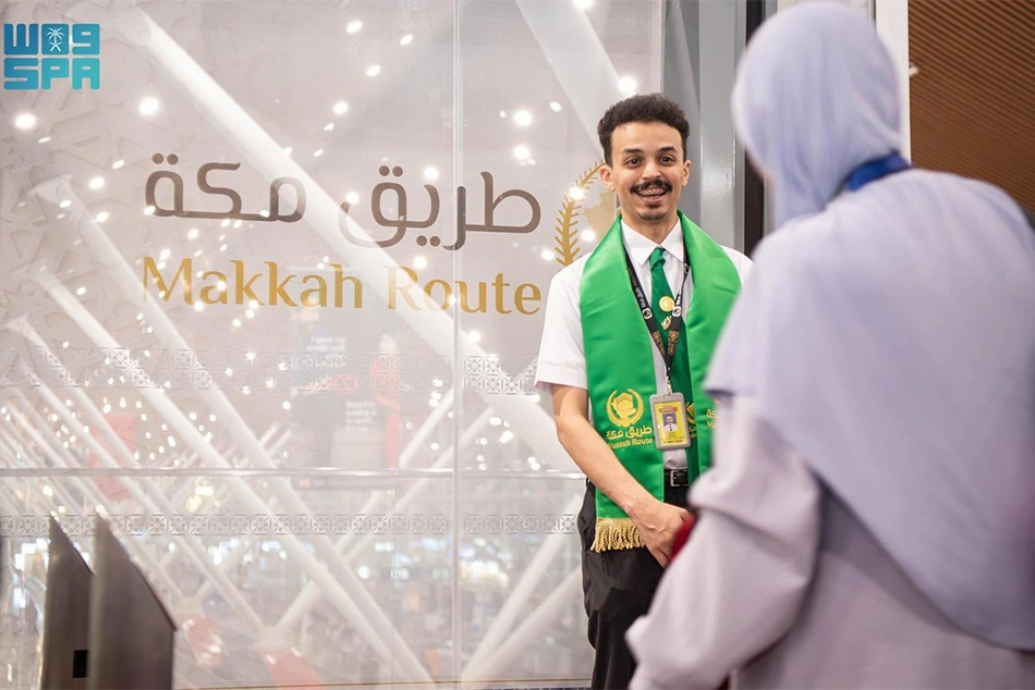 In Pictures: 1st Batch of Hajj 2026 Pilgrims Arrive in Makkah, Madinah