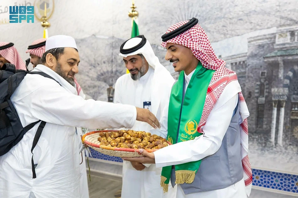 In Pictures: 1st Batch of Hajj 2026 Pilgrims Arrive in Makkah, Madinah