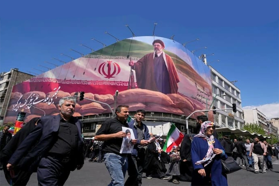 US-Iran Wobbly Ceasefire Wobbles Down