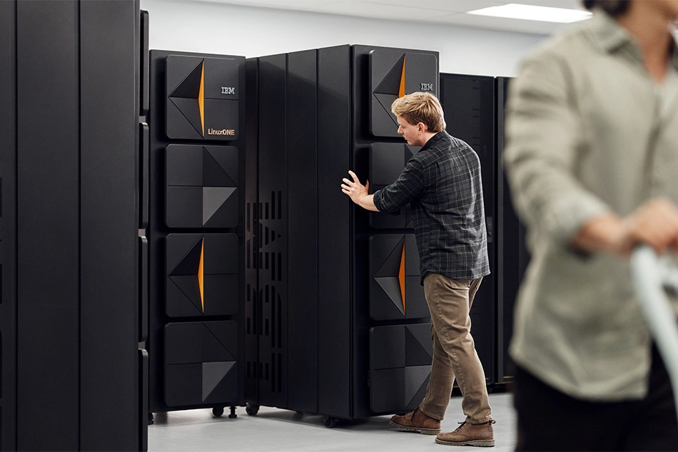 IBM unpacks rack mount systems to address data center space, cost constraints