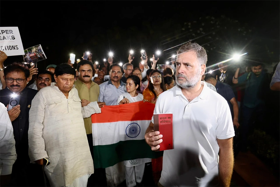 ‘Padhai aur Ladai Saath Chalegi’: Students Hold Ground in Delhi, Other Cities